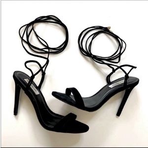 Steve Madden tie up heels suede